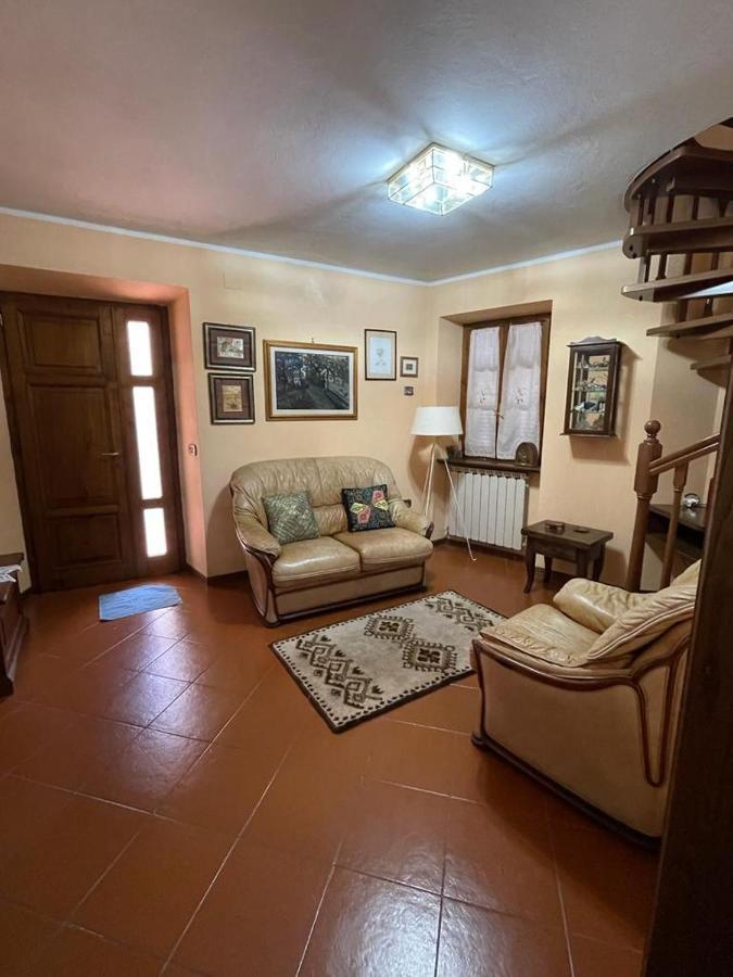 Вілла La Casa Di Franco Ruosina Екстер'єр фото